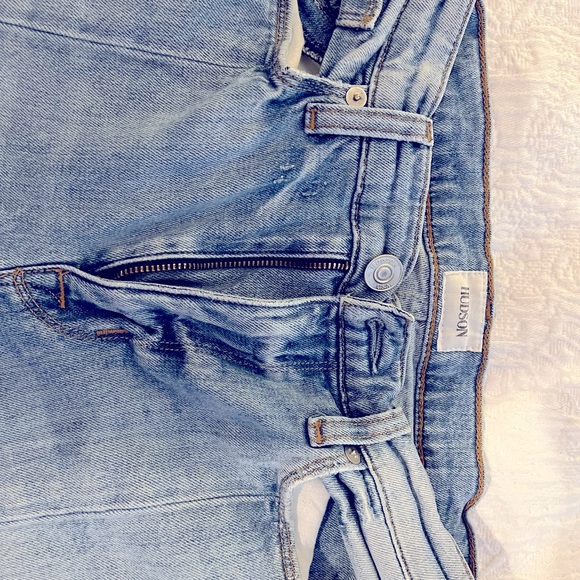 Hudson Zooey - Picture 2 of 5